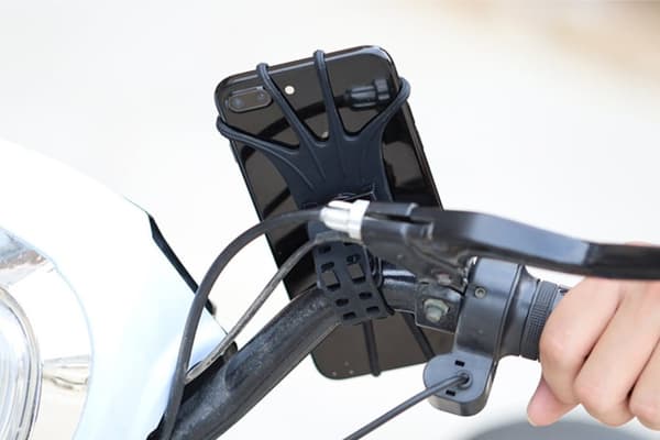 Vridbar cykeltelefonhållare i silikon med avtagbar klämma, svart