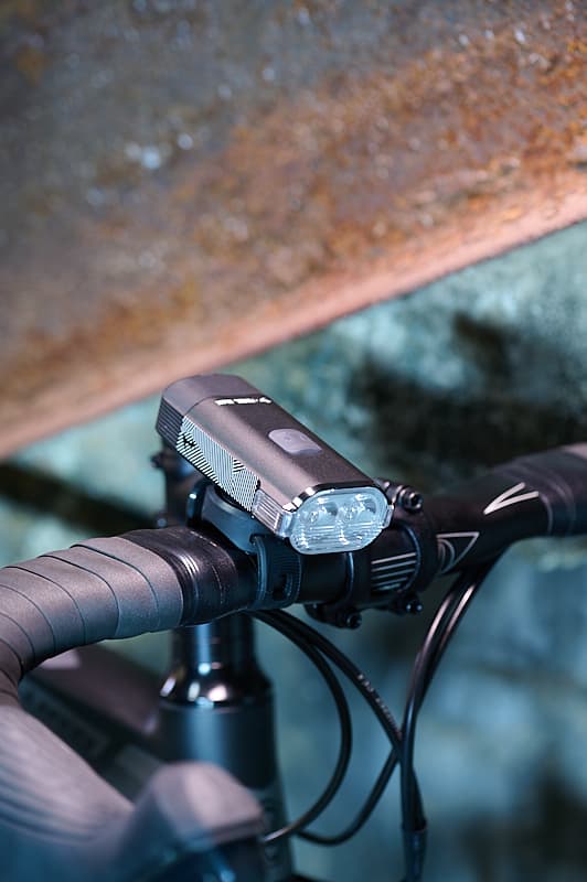 MOON HELIX LITE 27 g 100 lm Uppladdningsbar USB-baklampa för cykel.