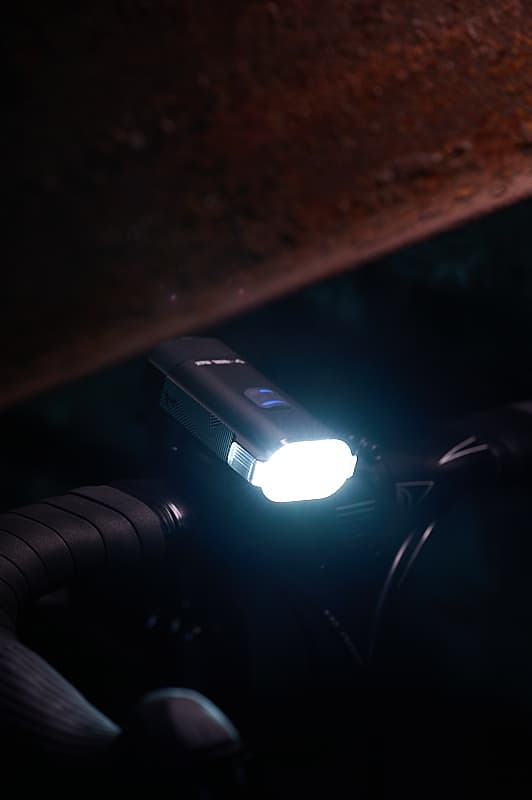 MOON HELIX LITE 27 g 100 lm Uppladdningsbar USB-baklampa för cykel.