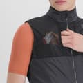 Miniatyrbillede 5 af 6: Sportful Gilet Giara Layer Sort L Mand