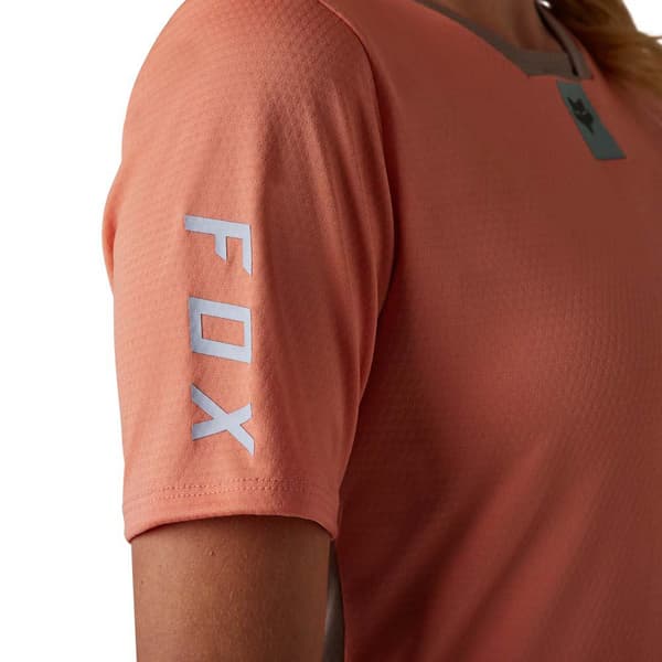 Fox Racing Mtb Kortærmet T-shirt Defend Rosa XS Kvinde