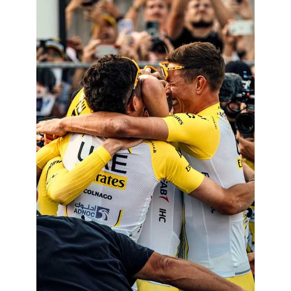 Pissei Uae Team Emirates - Tour De France 2024 Replica Kortærmet Trøje Gul M Mand