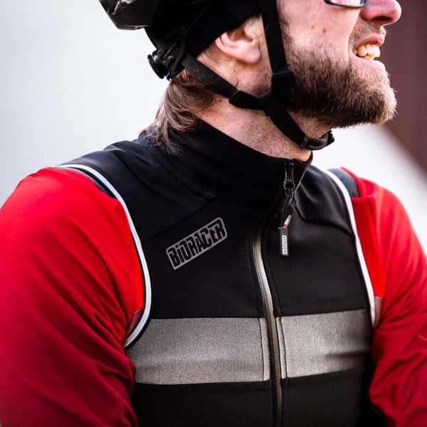 Bioracer Spitfire Protect Liivi Musta M Mies