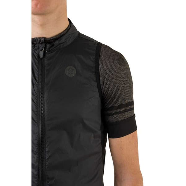 Agu Wind Body Ii Essential Liivi Musta S Mies