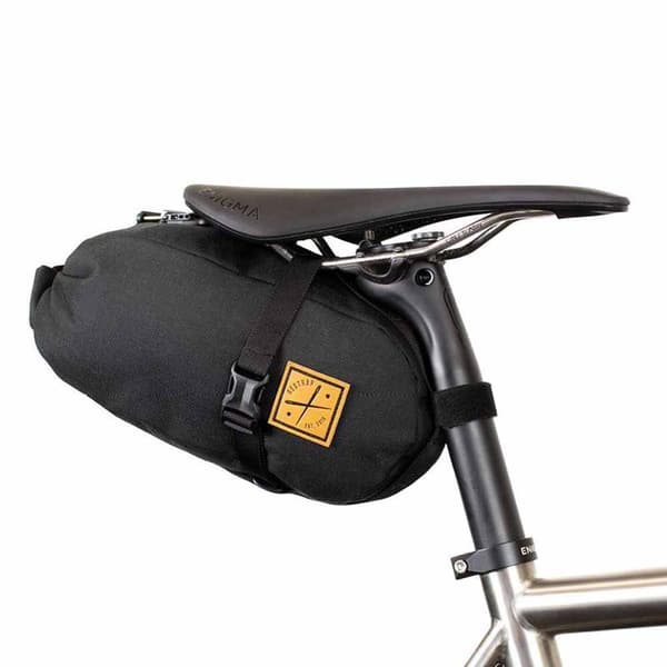 Restrap Satulalaukku 4.5l Musta