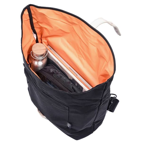 Dom Lompakot T-case Hookii 25l Musta
