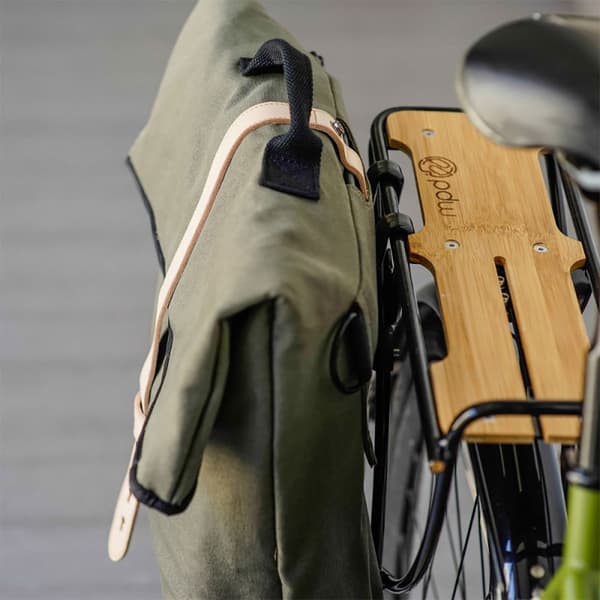 Dom Lompakot T-case Hookii 25l Musta