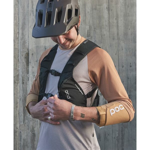 Poc Skyddande Ryggsäck Column Vpd Backpack 3l Svart