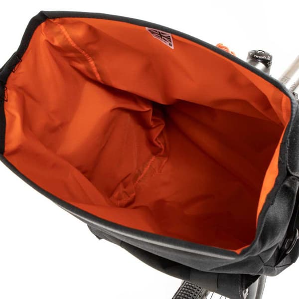 Restrap Ohjaustangon Laukku Bar Pack 10l Musta