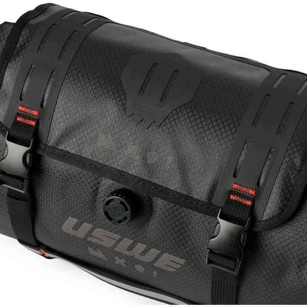 Uswe Roll Top Ohjaustangon Laukku 9l Musta