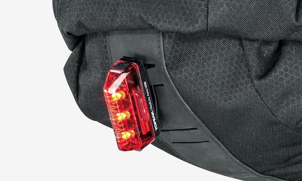 Pyörälaukku Topeak Loader Backloader (satulan alla 15 litraa)