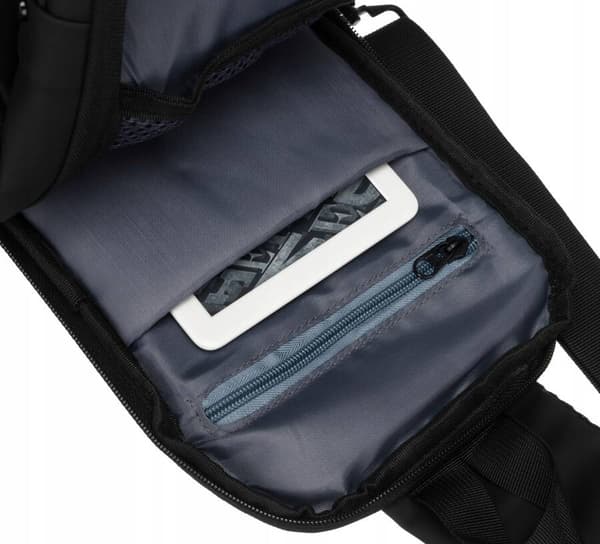 Taška přes rameno s USB portem - Peterson