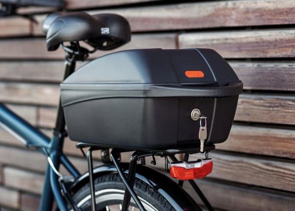 Prophete - 7421 - Cykelbagageutrymme med Snabböppning 5 kg/11 l, i plast, låsbart, svart