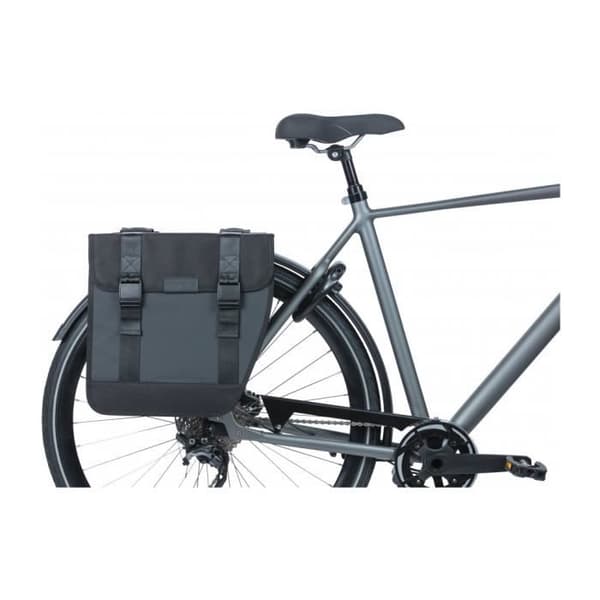Basil XL vattentät dubbel cykelväska - 35 liter - Svart