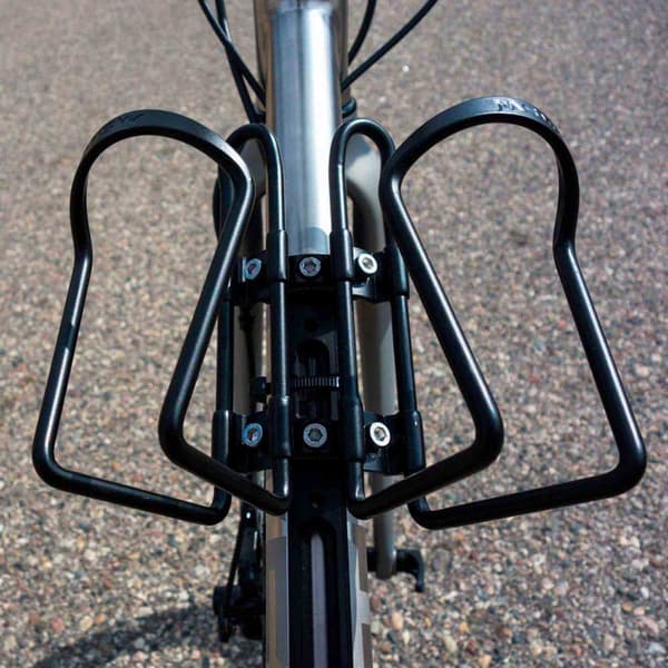 Wolf Tooth Vattenflaska Dubbeladapter B-rad Svart