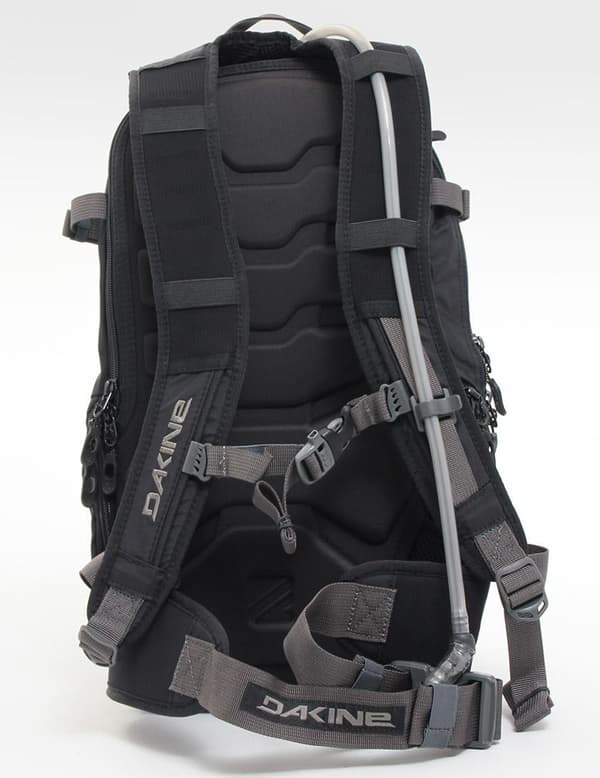 DAKINE NOMAD PACK 18L + HYDRAPAK 3L, downhillryggsäck med vätskeblåsa