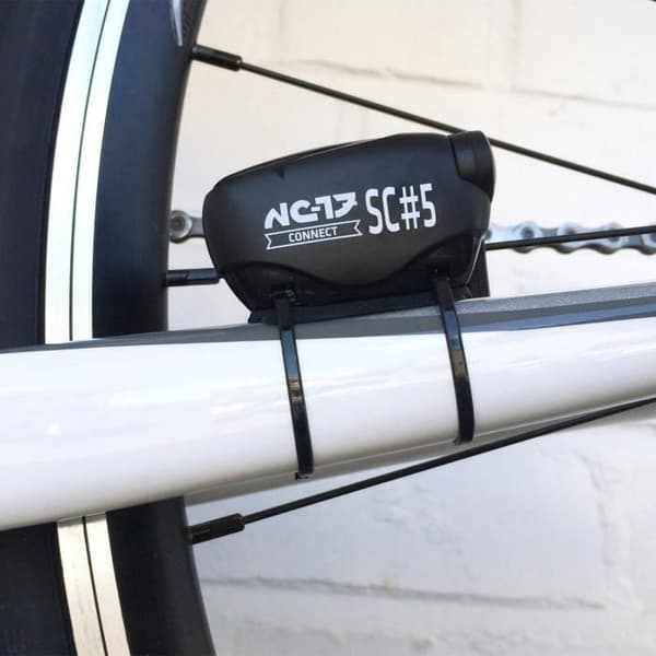 VTT - NC-17 - SC#5 - Noir - Designad för elcyklar - Vuxen Mixad
