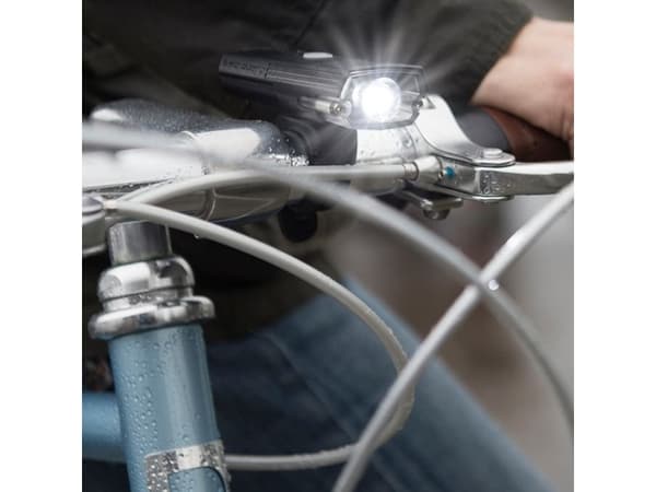 BLACKBURN DAYBLAZER 550 lumen fram, CLICK USB bak (NY)