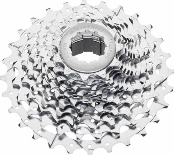 Microshift MICROSHIFT XLE 10-trinns kassett, stål, Shimano-kompatibel, 11-13-15-17-19-21-24-28-32-36, Chrome, Spider(Al.)-feste (NY)