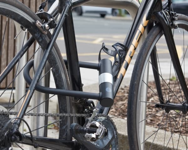 Yale U-Lock Essential Security polkupyörän lukko
