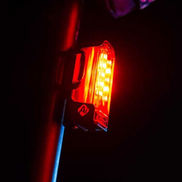 Lezyne Strip Alert Drive Pro 400 Cykellampesæt Rød 400 Lumens