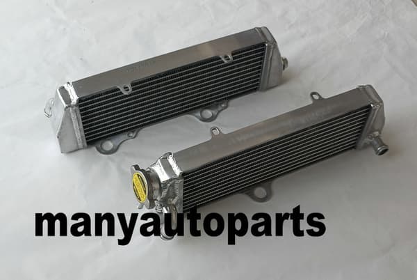 L&R Aluminium Radiator, Forbedret Køleydelse, Fuld Poleret Finish, Holdbar Konstruktion