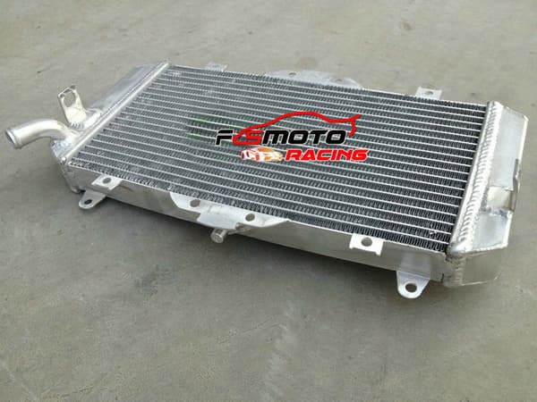 Aluminiumkylare, 30% förbättrad kylning, TIG-svetsad hållbarhet, direkt passform för YAMAHA FZR600R