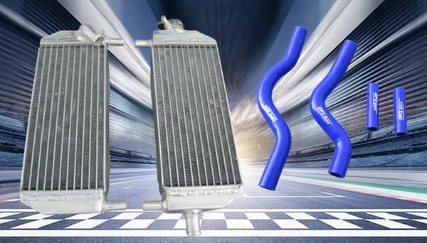 Aluminiumkylare för Suzuki RM250, hållbar konstruktion, inkluderar silikon-slangar,Blå