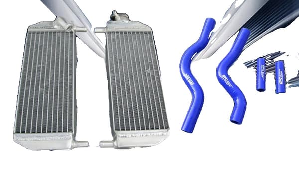 Aluminiumkylare för Suzuki RM250, hållbar konstruktion, inkluderar silikon-slangar,Blå