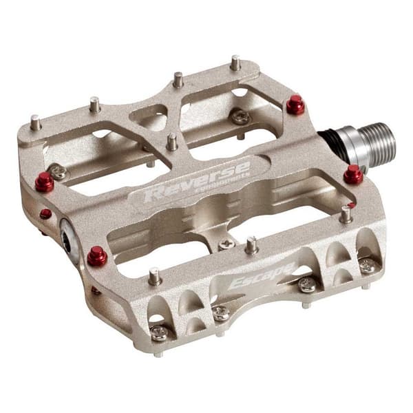 Reverse Components Pedaler Escape Guld