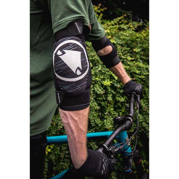 Endura Albuebeskyttere Singletrack Ii Sort M-L