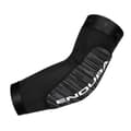 Miniatyrbillede 1 af 3: Endura Albuebeskyttere Singletrack Lite Ii Sort M-L