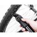 Pikkukuva 3 / 4: Topeak Mini Pumppu Mountain Tt G Musta 253 mm / 60 psi