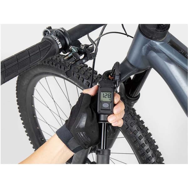 Topeak Mini Pumppu Mountain Digital 2 Stage Musta