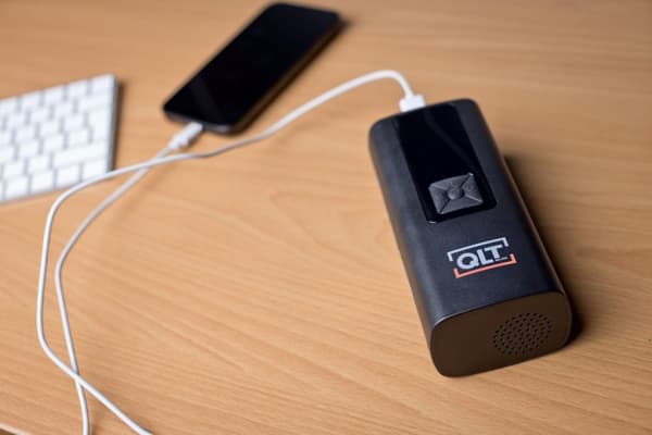 QLT Luftkompressor Pro och Powerbank – 4 tillbehör och laddkabel