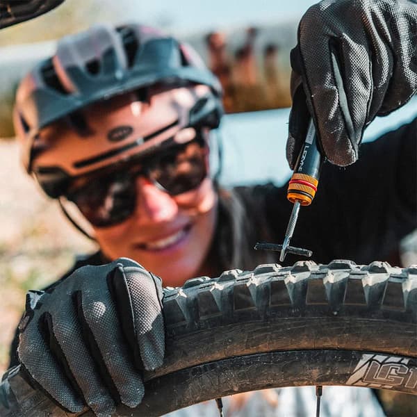 Lezyne Aseta Sarja Dual Musta