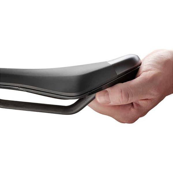 Fizik Satula Terra Aidon X1 Musta 160 mm