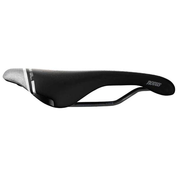 Selle Italia Sadel Novus Boost Gravel Tech Superflow Svart,Grå 135 mm