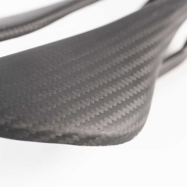 Alpitude Gardenna Carbon 1k Cykelsadel Sort 150 mm