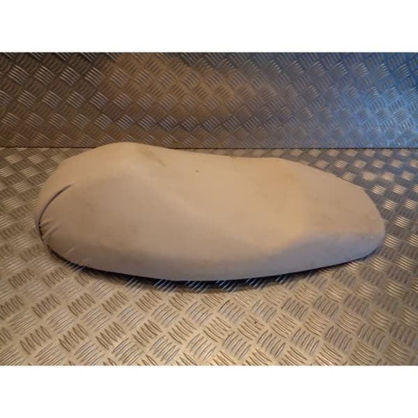 honda 50 x8r skotersadel- USED