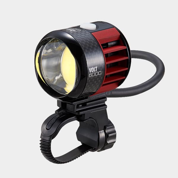 Framlampa CatEye Volt 6000