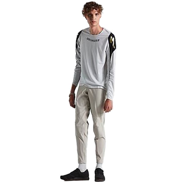 Specialized Outlet Housut Gravity Beige 32 Mies