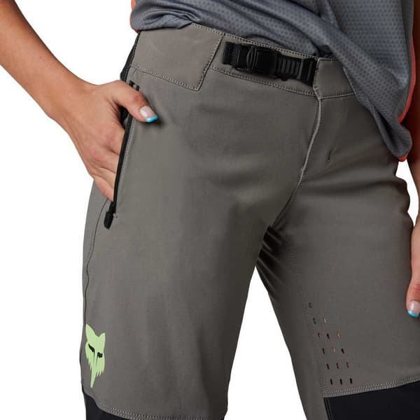 Fox Racing Mtb Defend Race Shorts Grå XS Kvinde