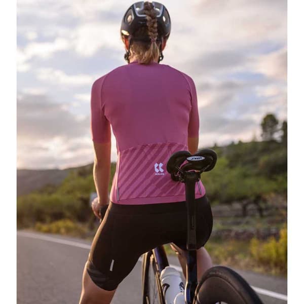 Kalas Bib Shorts Motion Z4 Sort 01 Kvinde