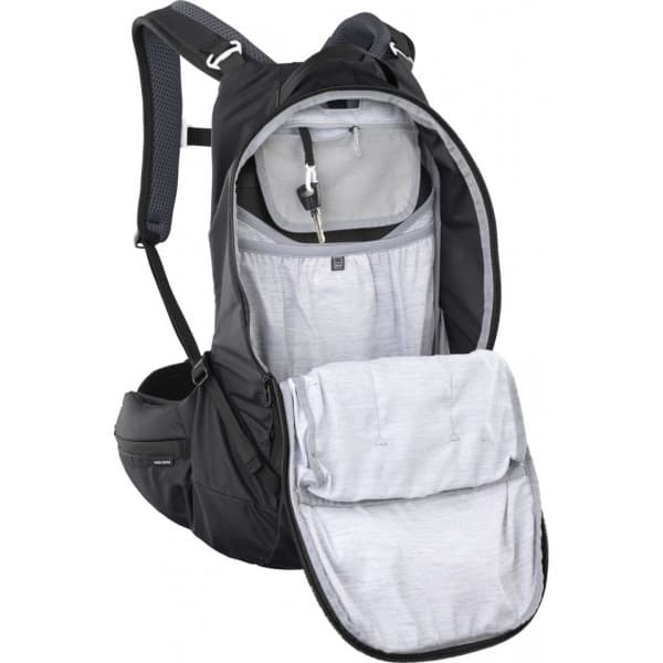 Evoc TRAIL PRO BLACKLINE 16 ryggsäck, L/XL