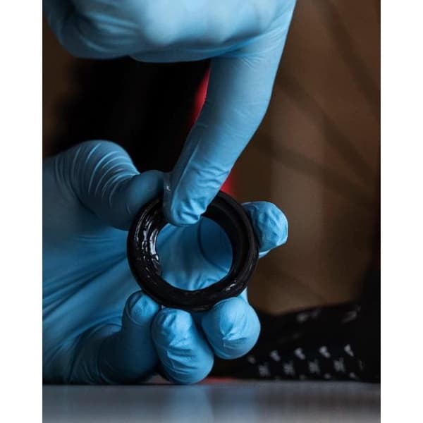 Peaty's Plush Suspension Grease Tube - Svart - 75g