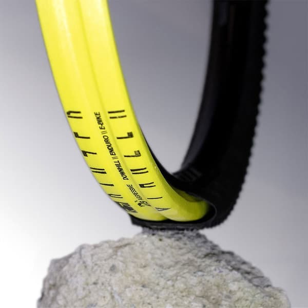 Panzer Anti-punkteringsmousse E Bike Plus Guld 27.5´´ / 2.8´´