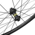 Miniatyrbild 4 av 4: Mavic Cosmic Sl 32 Cl Disc Tubeless Framhjul För Landsvägscykel Silver 12 x 100 mm