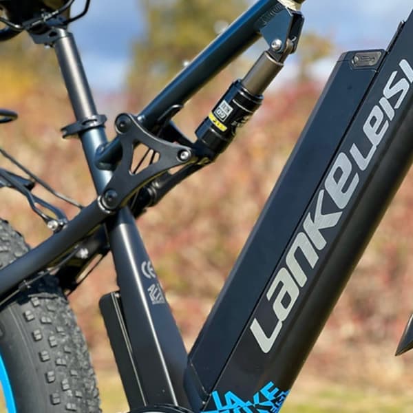 LANKELEISI RV700 Vuxen 1000W fullfjädrad elektrisk cykel 16Ah batteri 26 tum fettdäck elektrisk mountainbike