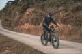 Miniatyrbild 2 av 4: DYU KING750 elcykel 45km/h 750W 48V 20Ah aluminiumhjul 26" svart